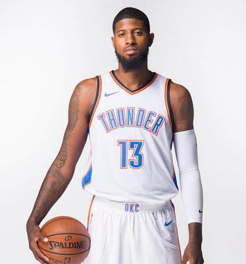 英媒：利物浦准备总价1.4亿镑再次报价伊萨克，预计今天送达（英媒：利物浦将以1.4亿镑重启求购伊萨克，报价或今日递交）