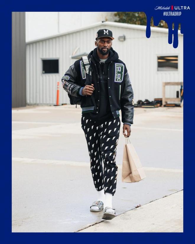 首秀状态不错！赵睿9中4拿到10分4助，正负值+18（首秀表现亮眼！赵睿9投4中砍下10分4助攻，正负值+18）