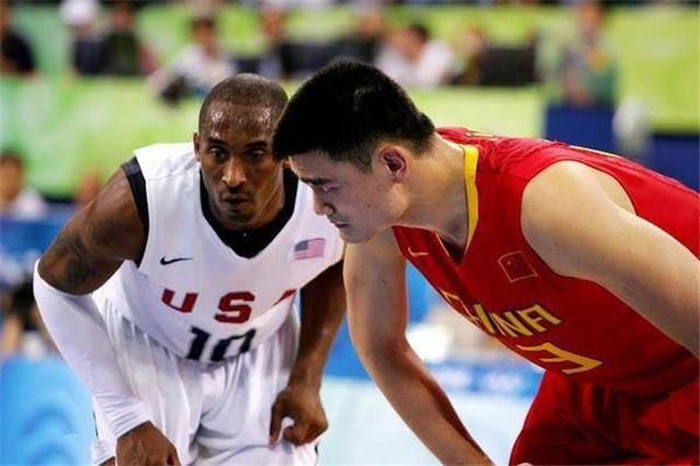 型男四连拍！📷（镜头连发四张，型男出镜！📷）