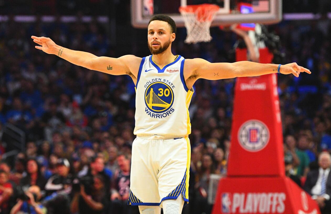 雄鹿终结3连败，送给步行者6连败！波特24分6板5助，罗林斯23+7+4（雄鹿止住三连败、步行者再吞六连败：波特24分6板5助，罗林斯23分7板4助）