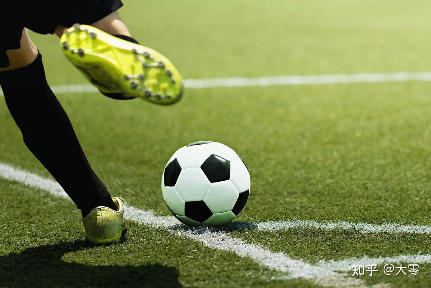 队报：巴黎在考虑引进一名右路后防多面手，有意埃里克-加西亚（队报：巴黎瞄准右路防线多面手，目标埃里克-加西亚）