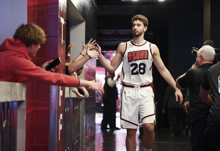 2025／26赛季英超：从最佳教练到四场不胜！马雷斯卡坦然面对十二月“魔咒”（2025／26英超：从获最佳教练到四轮不胜，马雷斯卡从容应对“十二月魔咒”）