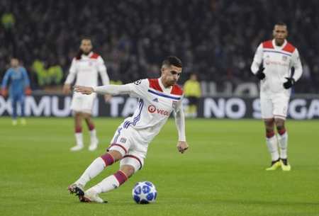 地上逐渐干净的地面是你变强的痕迹！