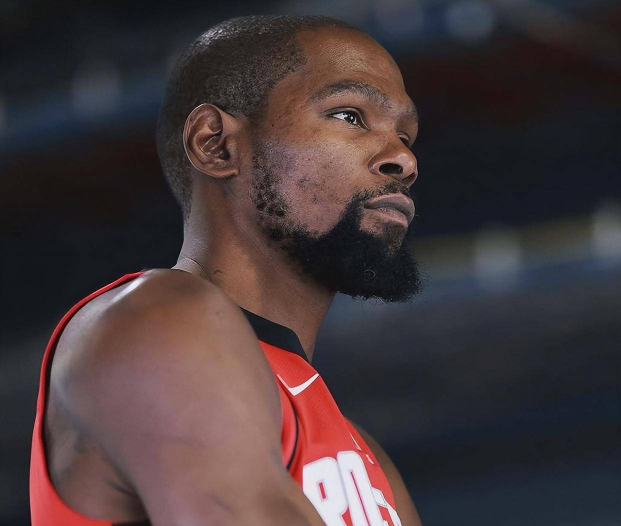 翟晓川三分5中4轰21分7板，创过去4年得分新高（翟晓川三分5投4中砍21分7板，刷新近四年个人得分新高）