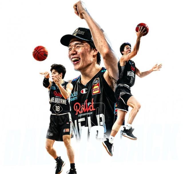 自己来！弗拉格依靠个人能力连续拿分 帮助球队苦苦支撑（弗拉格凭个人能力连续得分，苦撑球队局势）