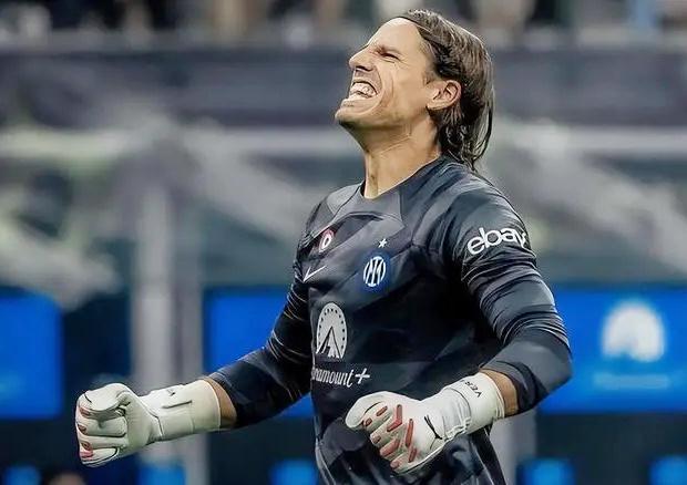 卡拉格”内涵“萨拉赫训练照：从未像今晚这样渴望利物浦赢球（卡拉格调侃萨拉赫训练照：从未像今晚这样盼望利物浦获胜）