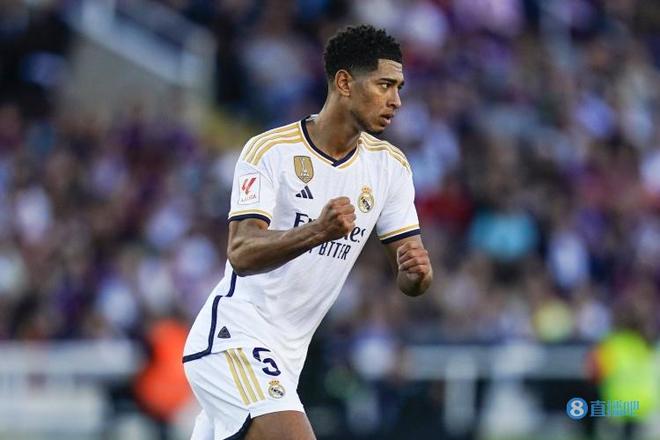 追梦格林本赛季投进72个球，但是失误达到了75次（德雷蒙德·格林本季仅命中72球，失误却多达75次）