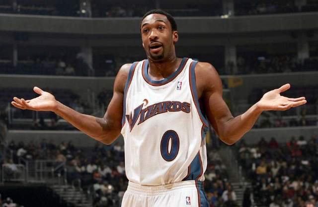 埃斯特旺：能理解亚马尔今天的处境，库库雷利亚超级难对付（埃斯特旺：理解亚马尔所处困境，库库雷利亚确实难缠）