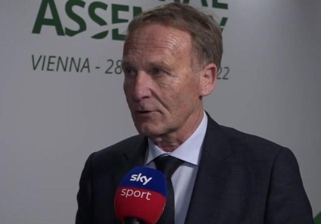 官方：恩佐、阿尔瓦雷斯、朱利亚诺和莫利纳退出阿根廷大名单（阿根廷队官宣：恩佐、阿尔瓦雷斯、朱利亚诺、莫利纳已退出国家队名单）