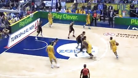 英超第15轮狼队对阵曼联凌晨开战（英超第15轮：狼队迎战曼联，今夜凌晨开球）