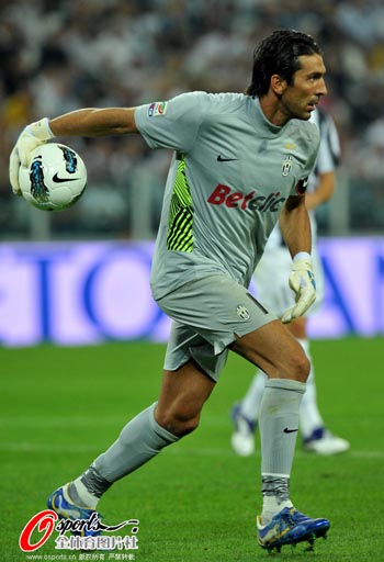 埃贝尔：若于帕选择续约也不是因为钱，目前还没提交最终报价（埃贝尔：即使于帕续约也不是为了钱，最终报价尚未提交）