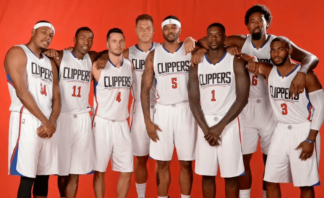 迪亚巴特成为本赛季半场贡献10分10板且100%命中率首人（迪亚巴特成本季首位半场砍下10分10板并保持100%命中率的球员）