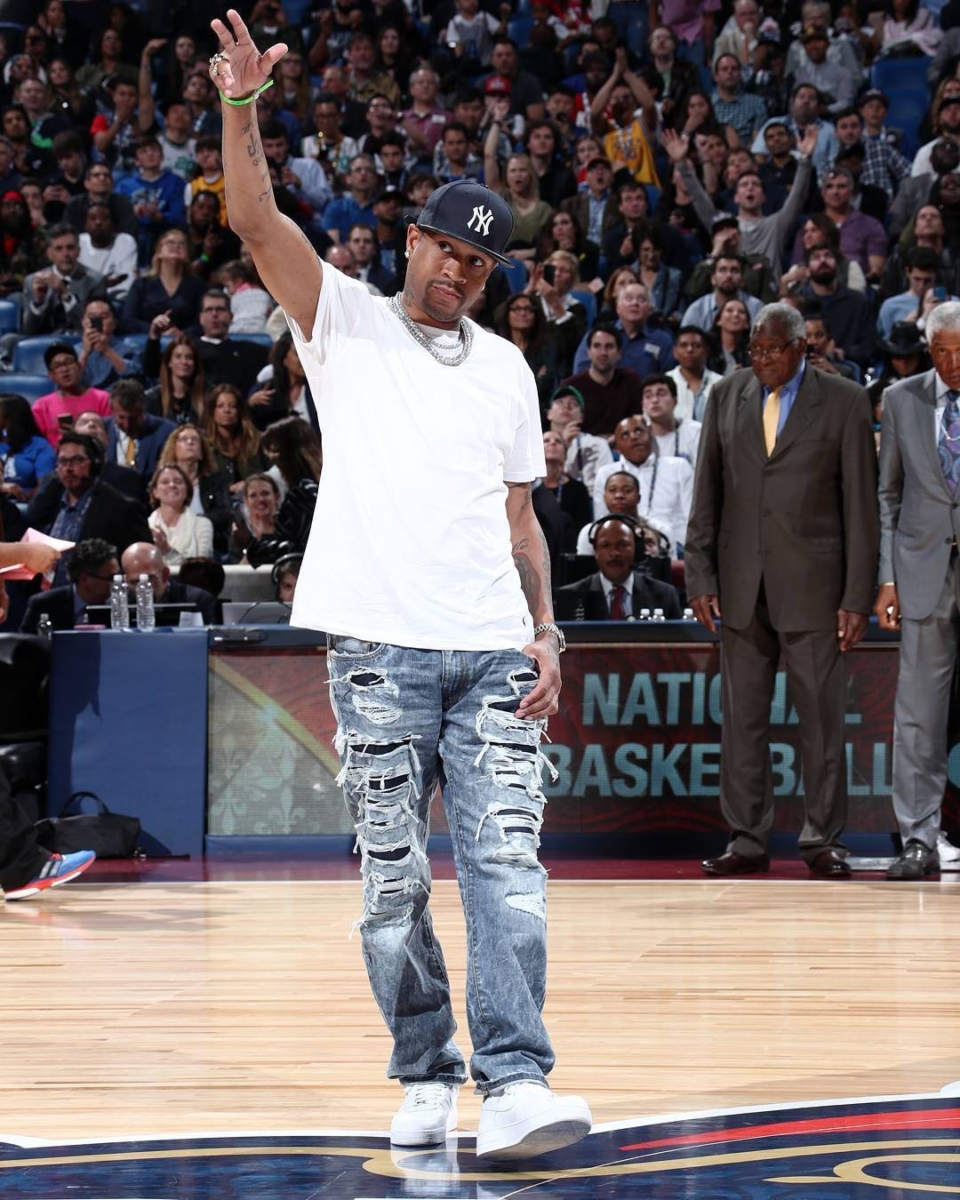 贝尔纳韦：为追随马雷斯卡来帕尔马；巴萨青训营培养我价值观（贝尔纳韦：追随马雷斯卡赴帕尔马，巴萨青训营塑造了我的价值观）