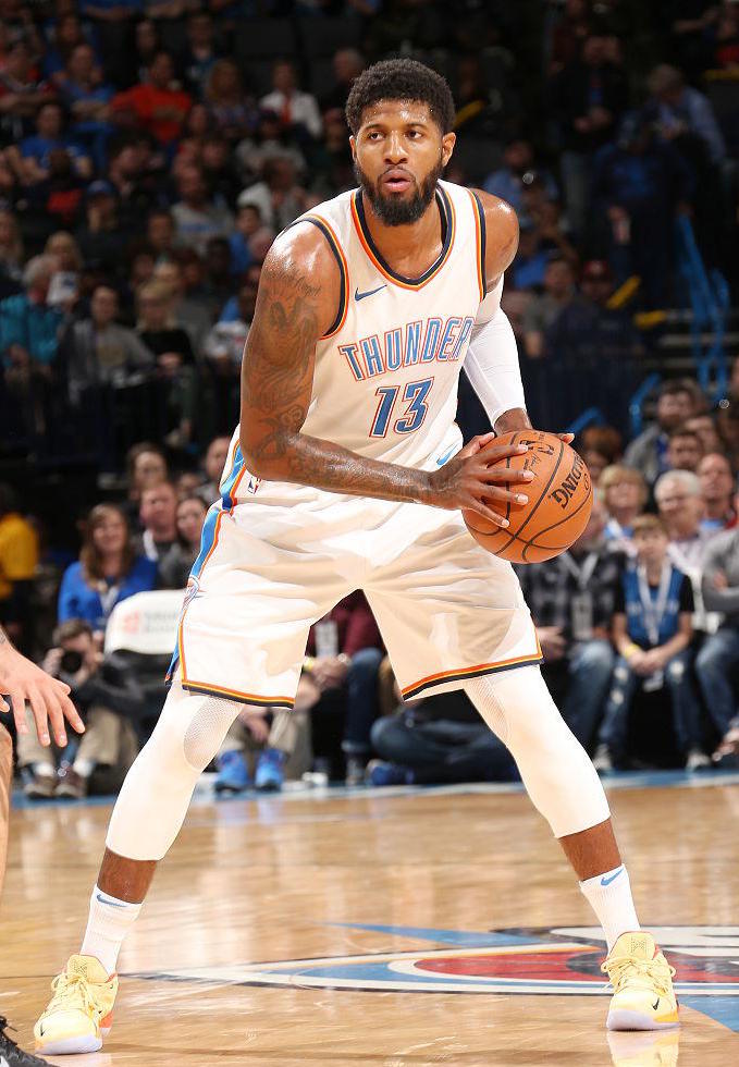 篮球勇士球星训练加量，备战强度升级（勇士球星训练加码，备战强度再提升）