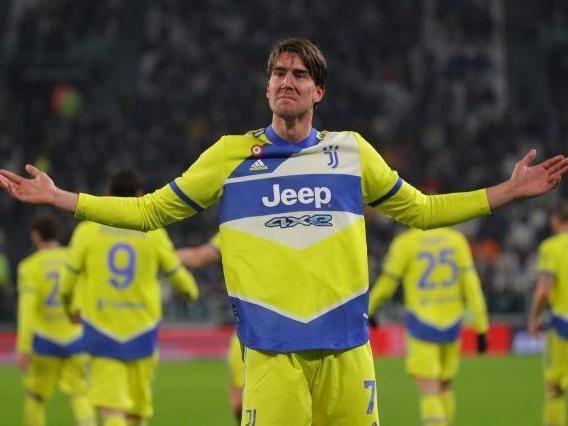 萨利巴赛后瞬采：英超还是欧冠？最好全都要（萨利巴赛后速访：英超还是欧冠？我要两样都拿）